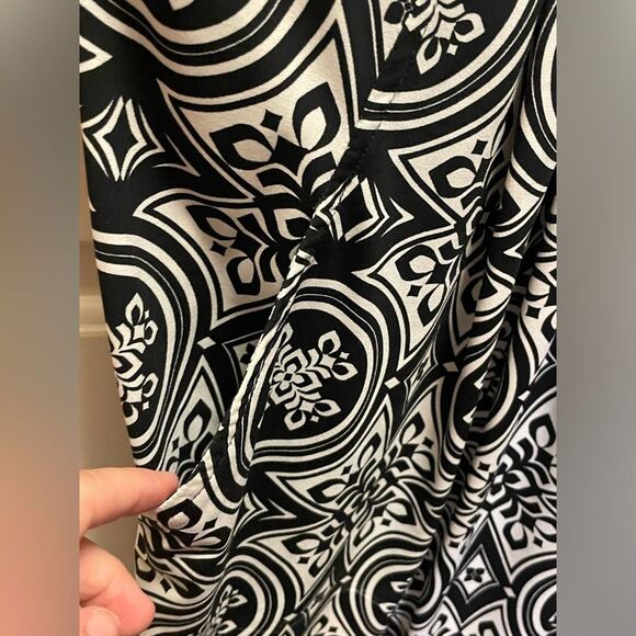 BCBG Max Azria Black and White Pocket Shirt Dress Small Business Cocktail Work - Picture 7 of 15